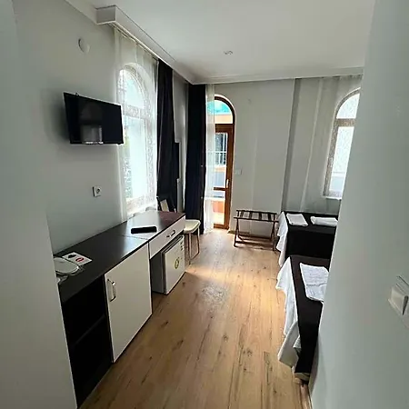 Kolibry Sv Hotel 3*